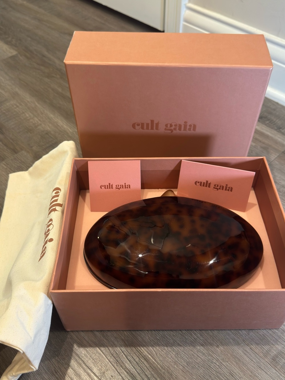 Cult Gaia Eviana Caramel Tortoise Crossbody Clutch Bag - Picture 7 of 10